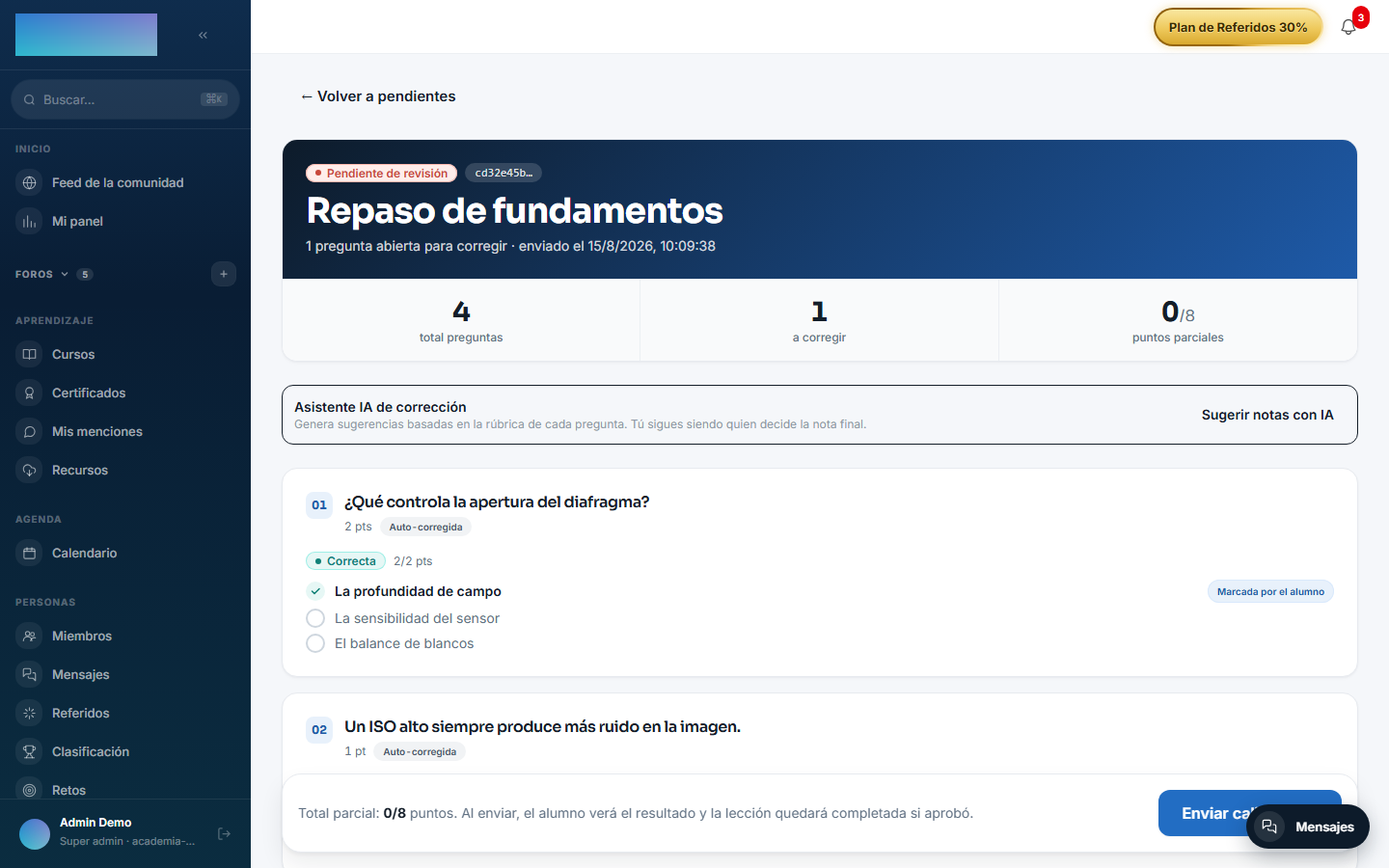 Detalle de corrección con respuestas abiertas, puntos y feedback