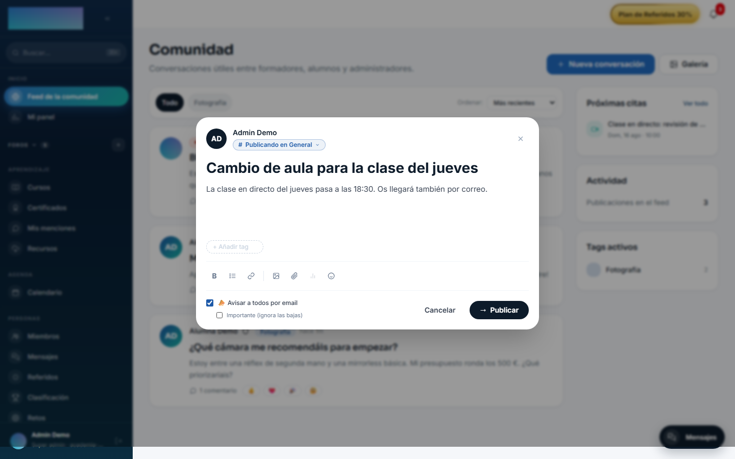 El composer de publicación con las opciones de aviso que solo ve el admin